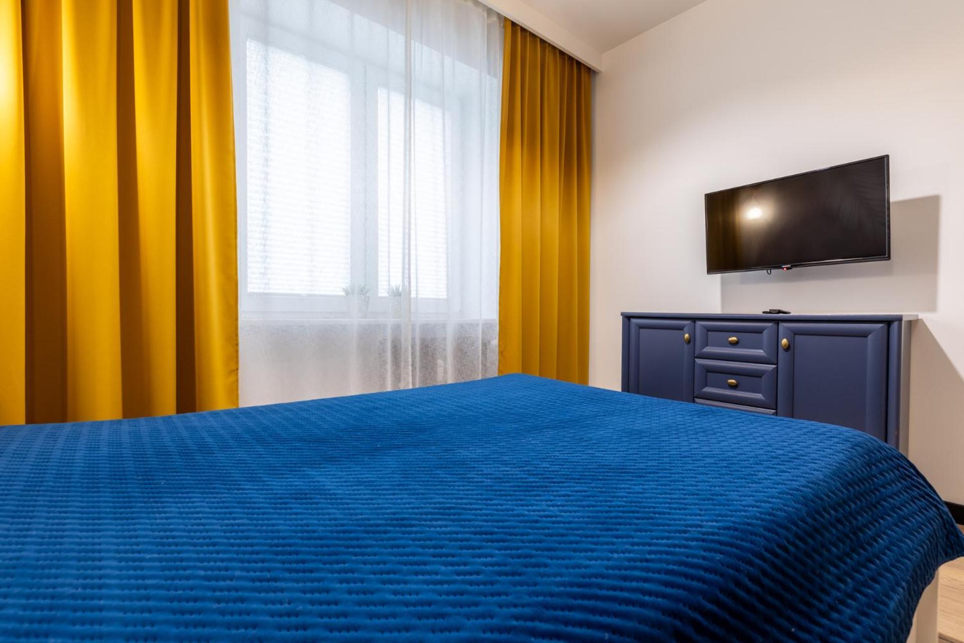Apartamenty Premium, Faktura Vat, Zrodlowa Centrum Parter Ground Floor Parking Super Lokalizacja Two Bedrooms Kitchen 50 M2 キェルツェ エクステリア 写真