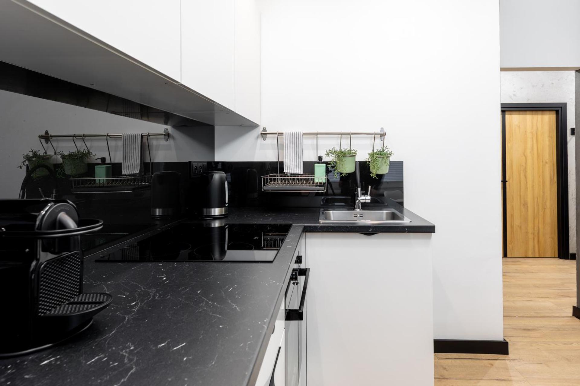 Apartamenty Premium, Faktura Vat, Zrodlowa Centrum Parter Ground Floor Parking Super Lokalizacja Two Bedrooms Kitchen 50 M2 キェルツェ エクステリア 写真